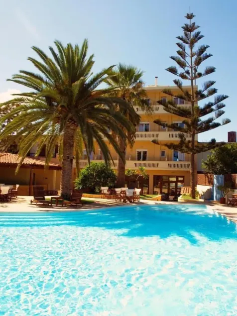 Kissamos Hotel - Image 1