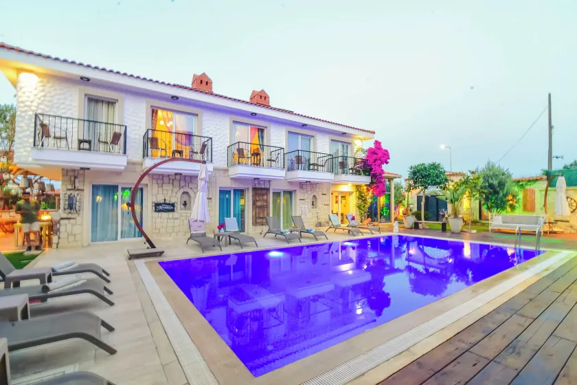 Rüzgar Gülü Otel - Image 1
