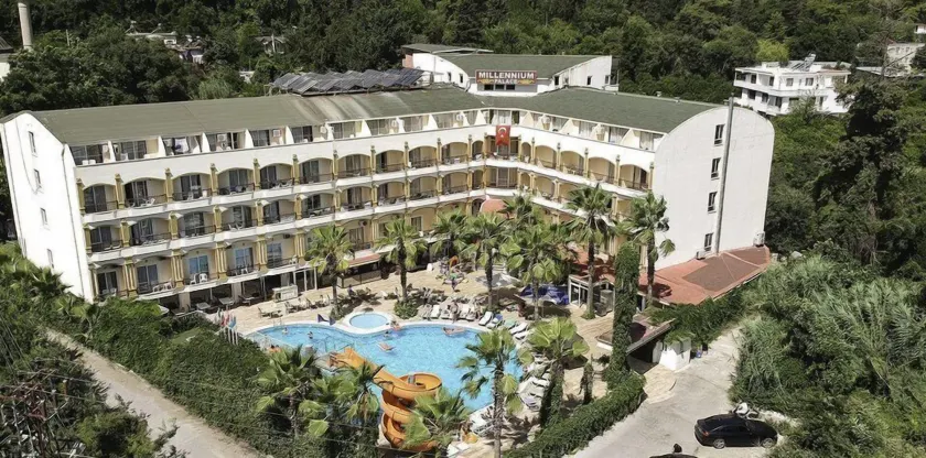 Armir Palace - Image 1