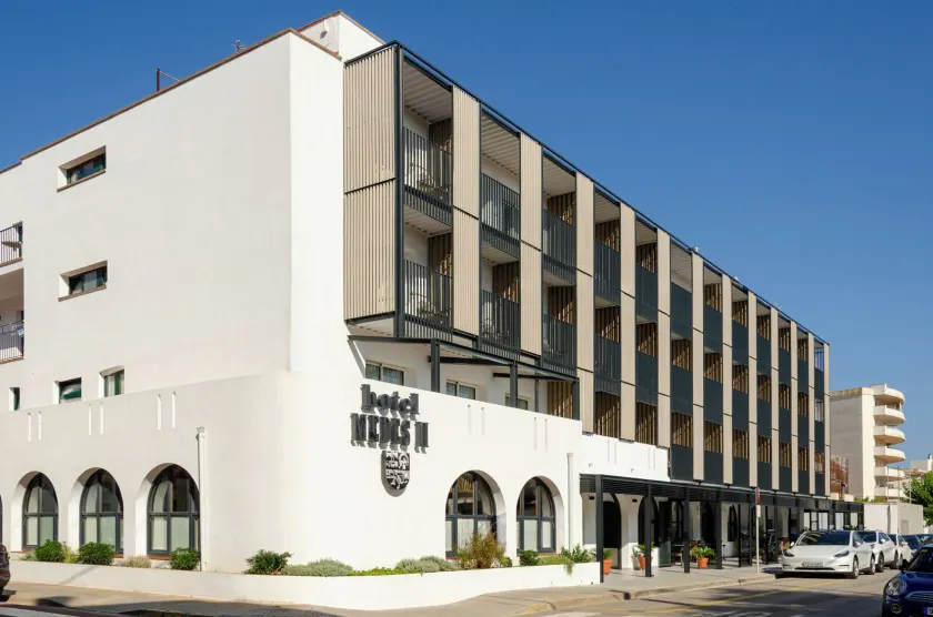 Hotel Medes II - Image 1