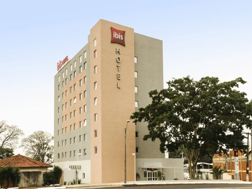 Ibis Sertaozinho - Image 1