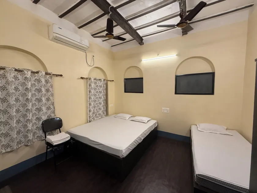 BM Shaw Guest House - Image 1