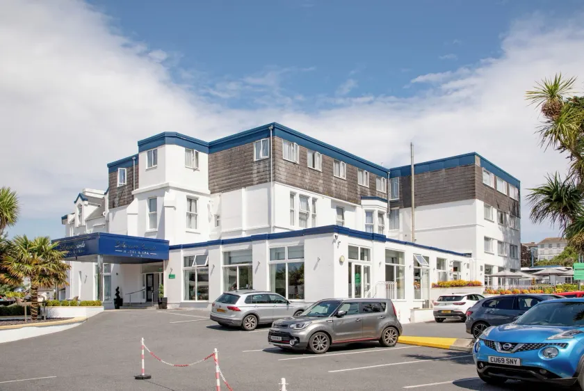 Belgrave Sands Hotel & Spa - Image 1