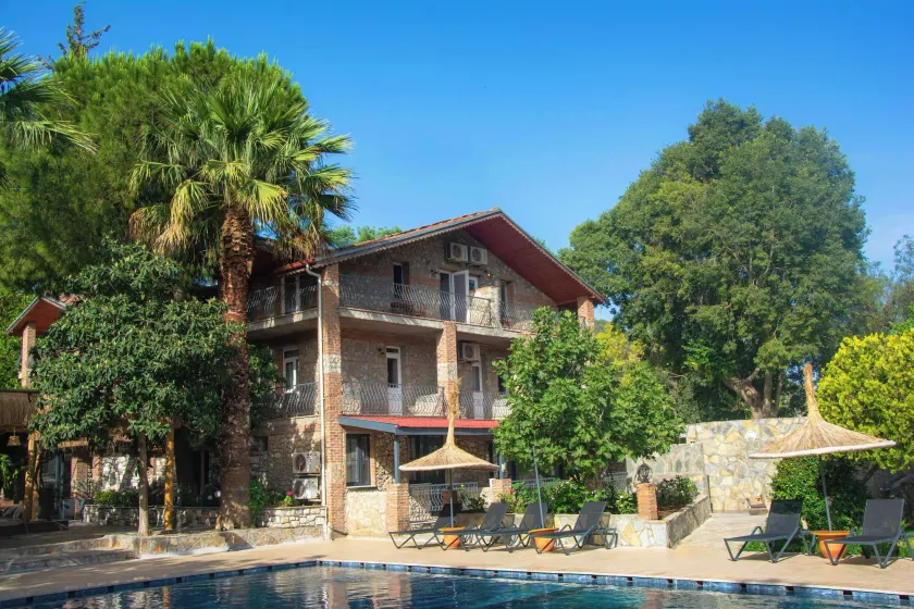 Ballı Boutique Hotel & Restaurant  - Image 1