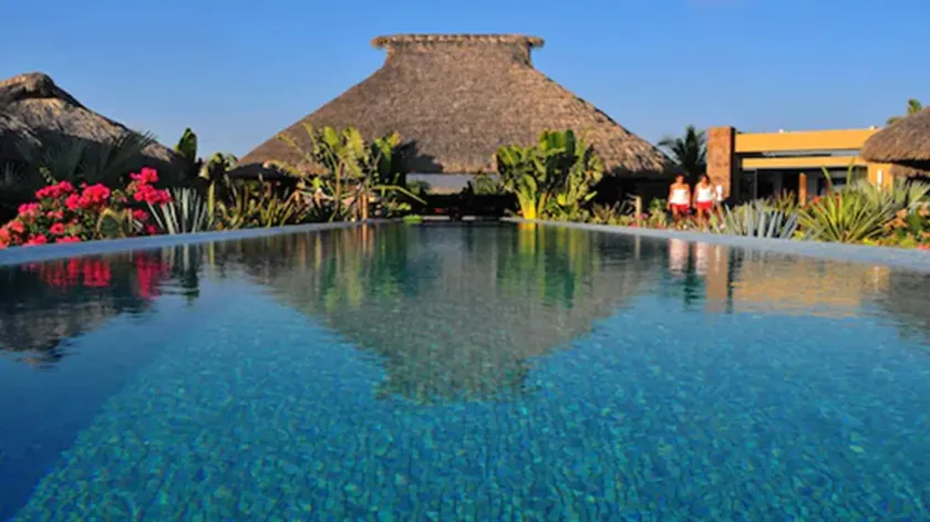 Samora Luxury Resort - Image 1