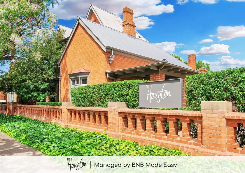The Houston Boutique Hotel Wagga - Image 1