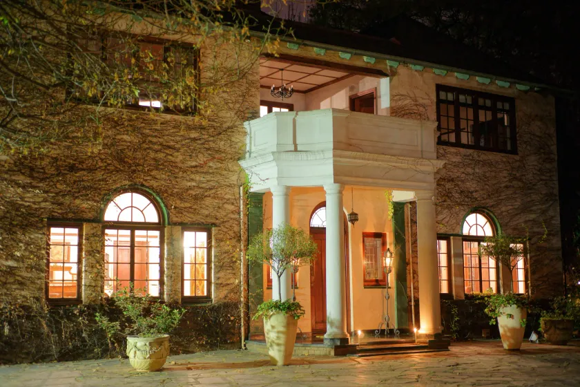 Foxwood House - Image 1