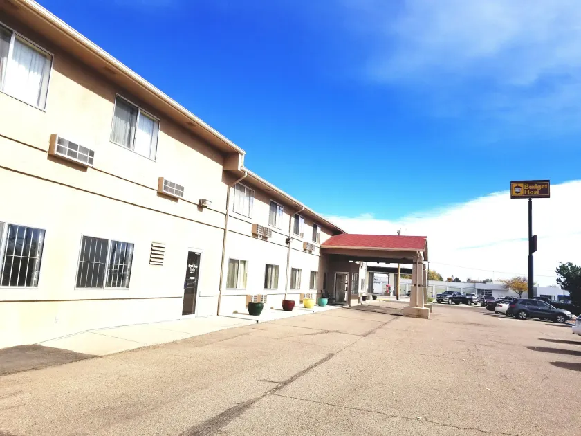 Budget Host Royal Gorge Inn - Image 1