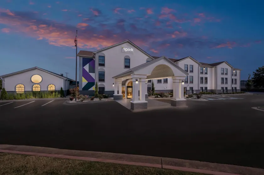 Spark by Hilton North Little Rock - Image 1