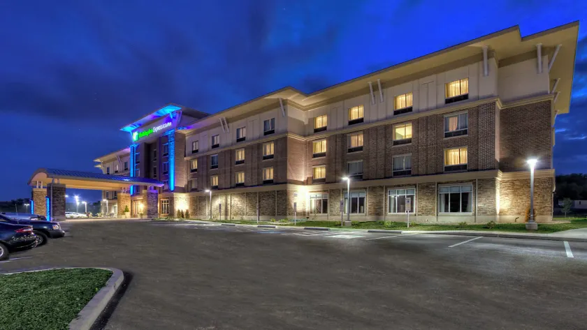 Holiday Inn Express & Suites Pittsburgh SW/Southpointe by IHG - Image 1