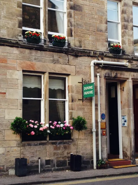 Doune Guest House - Image 1
