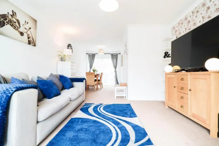 Polperro House - Chic & Stylish Home Contractor & Family Ready - Image 1