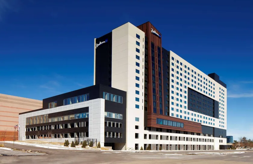 Radisson Blu Mall of America - Image 1