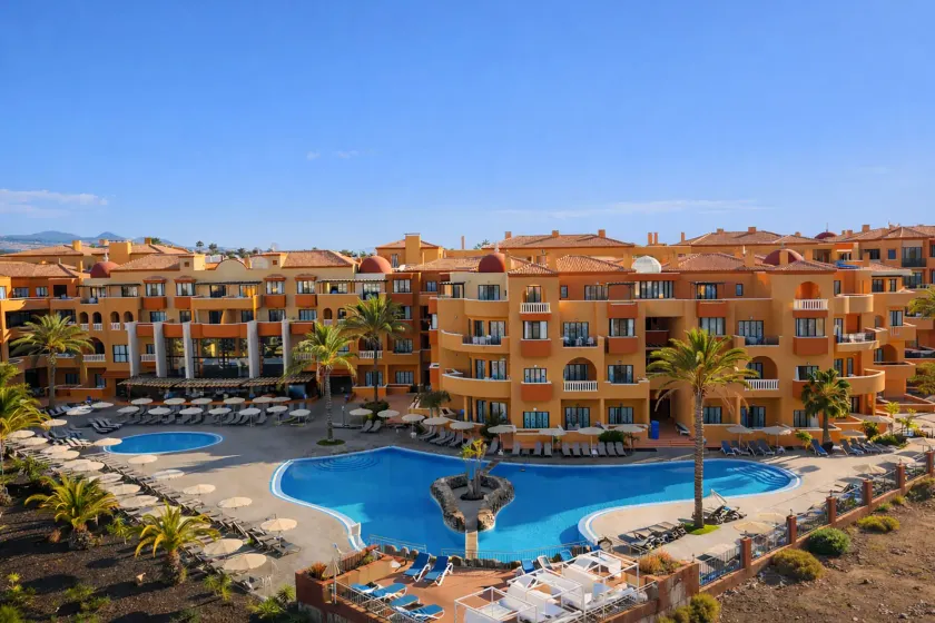 Grand Muthu Golf Plaza Hotel & Spa - Image 1