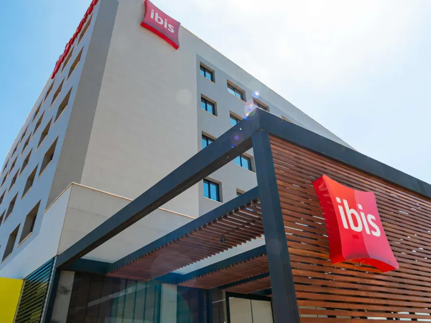 ibis Lavras - Image 1