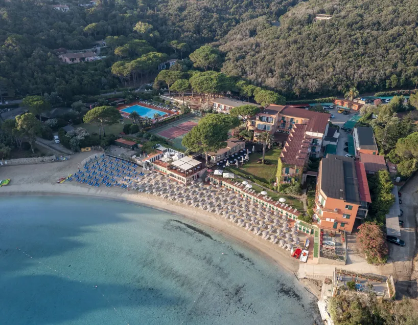 Hotel Desiree - Image 1