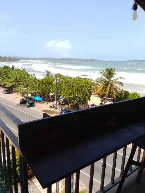 Seals Harbor Hotel - Image 1