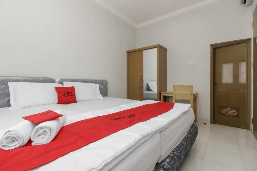 RedDoorz near Central Park Mall - Image 1