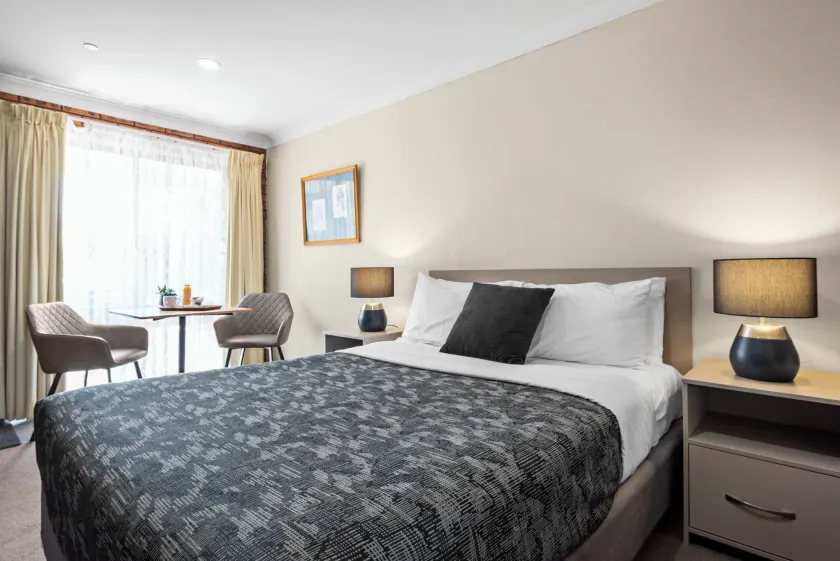 Bomaderry Motor Inn - Image 1