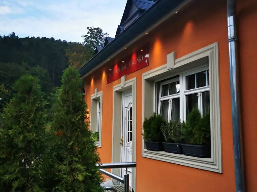 Appart-Hotel Gwendy - Image 1