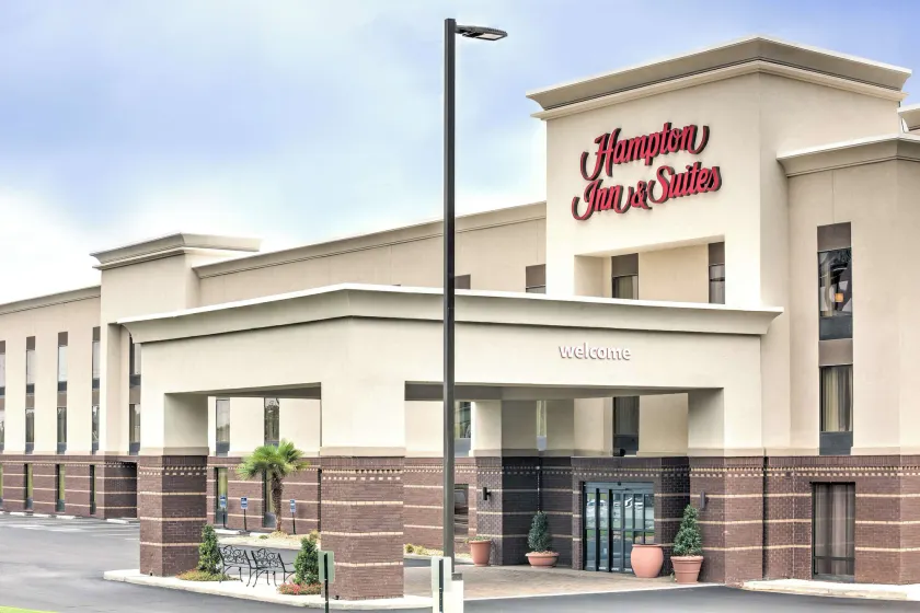 Hampton Inn & Suites Macon I-475 - Image 1