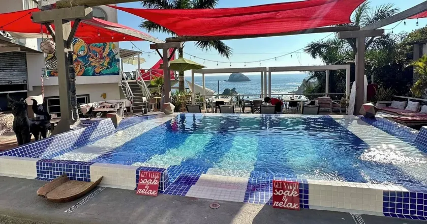 Villa Aikia (Adults Suites A/C) - Image 1