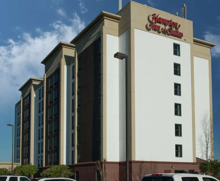 Hampton Inn & Suites Jackson-Coliseum - Image 1