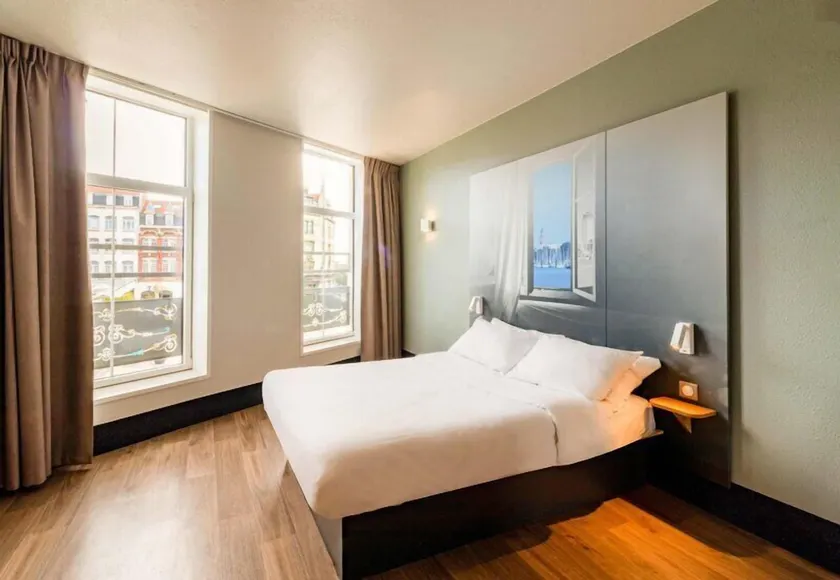 B&B HOTEL Dunkerque Centre Gare - Image 1