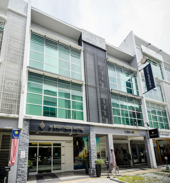 H Boutique Hotel Sri Petaling - Image 1