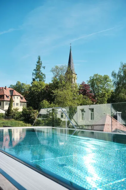 4K - Rooftop-Pool und klimatisierte Zimmer - Image 1