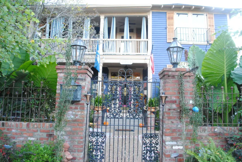 Stay Fairfield - Fairfield Place and Fairfield Manor Bed & Breakfast - Image 1