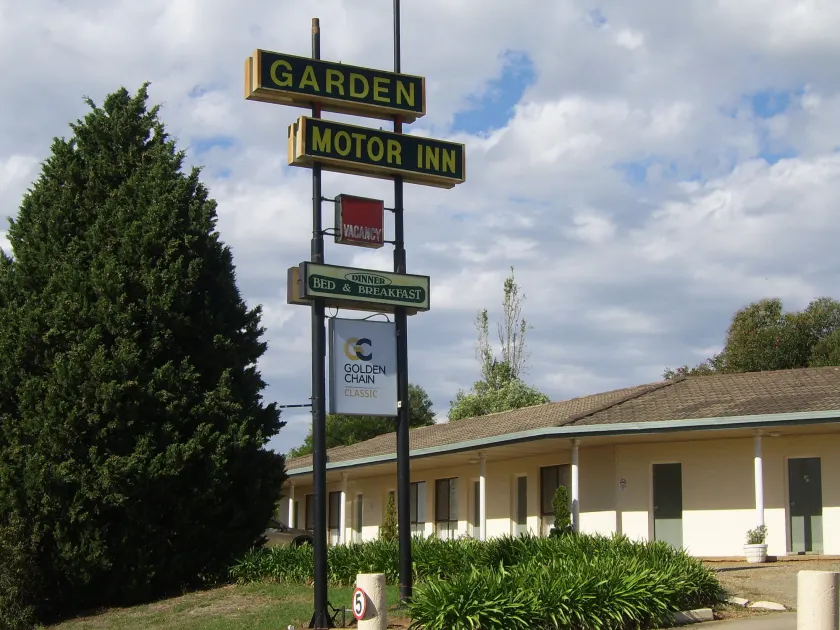 Garden Motor Inn - Image 1