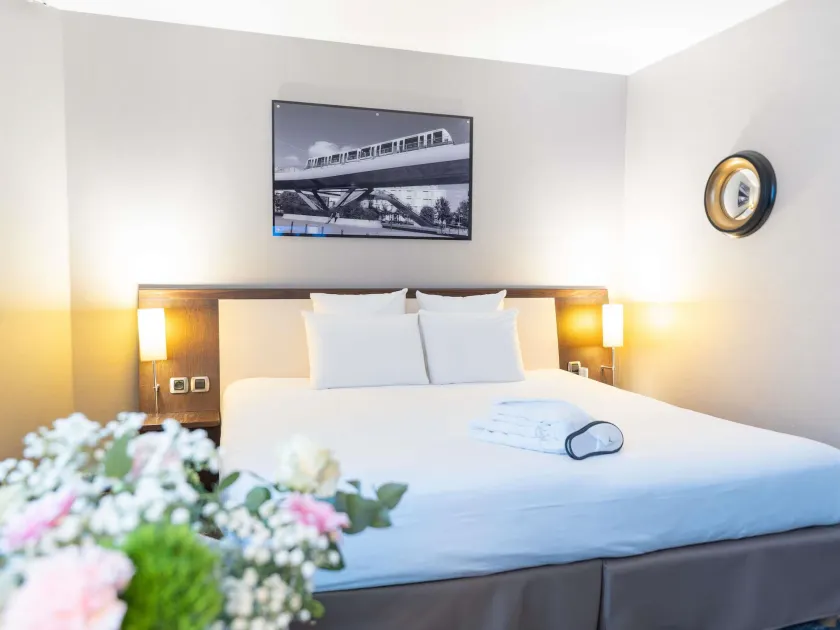 Hotel Mercure Rennes Cesson - Image 1