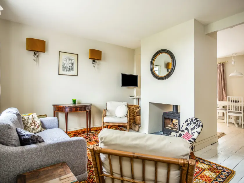 8 Mariners Terrace - Image 1