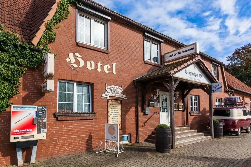 Landhotel & Brauhaus Prignitzer Hof - Image 1