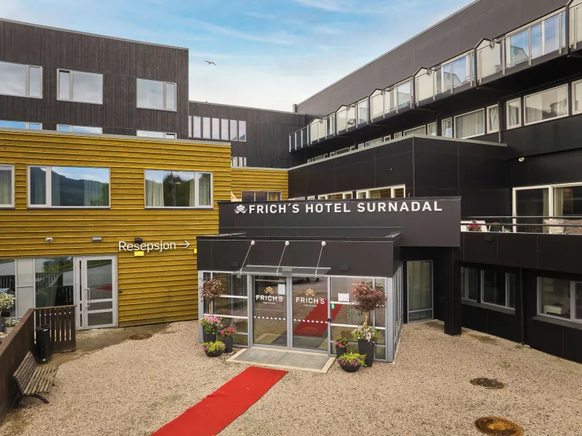 Frich`s Hotel Surnadal - Image 1