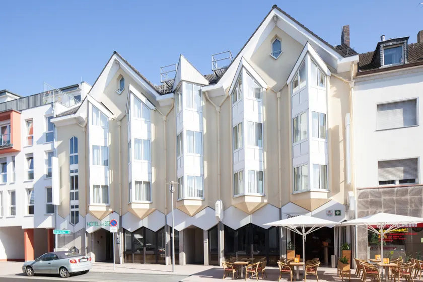 Hotel am Stern - Image 1