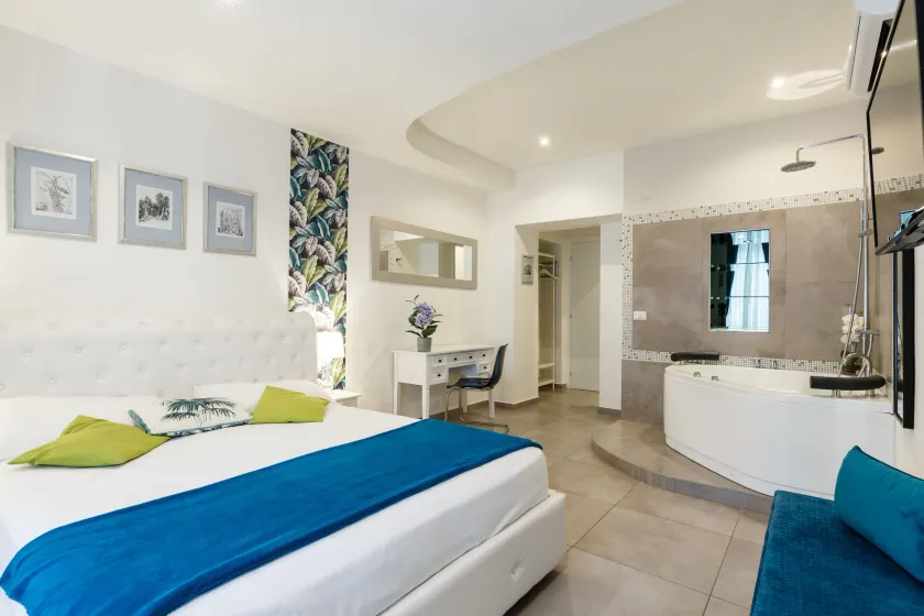 Aeterna Rooms Collection GuestHouse - Image 1