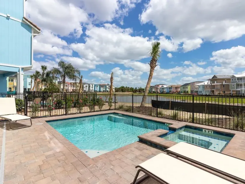 Margaritaville Cottages Orlando by Vstays with H2O Waterpark - Image 1