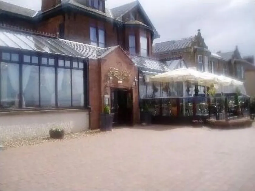 The Lauriston Hotel - Image 1