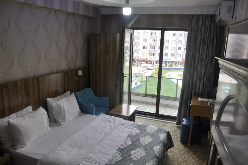 Crystall Hotel - Image 1