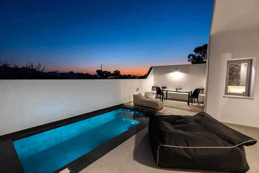 Filoxenia Luxury Villas - Image 1
