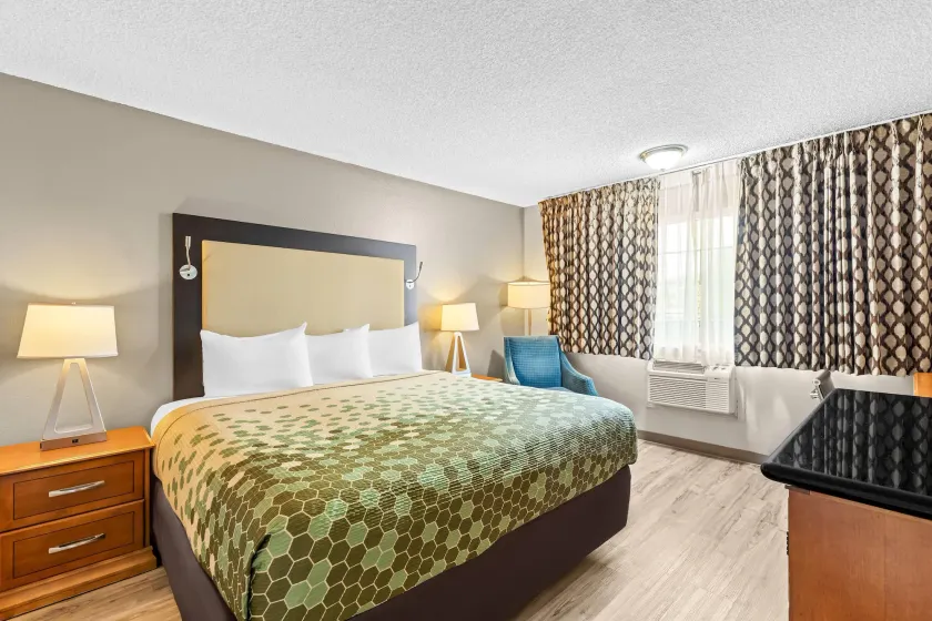 Rodeway Inn & Suites Portland West - Beaverton - Image 1