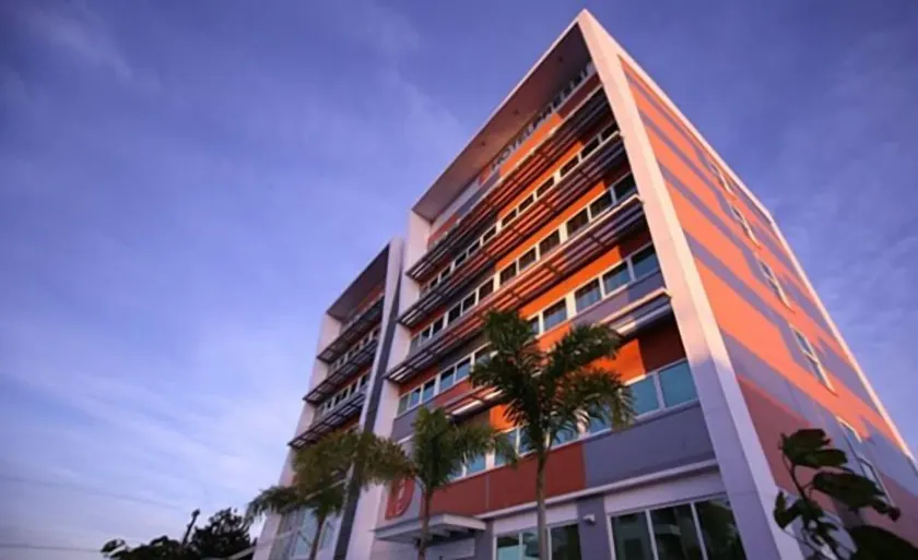 Hotel Pressi - Image 1