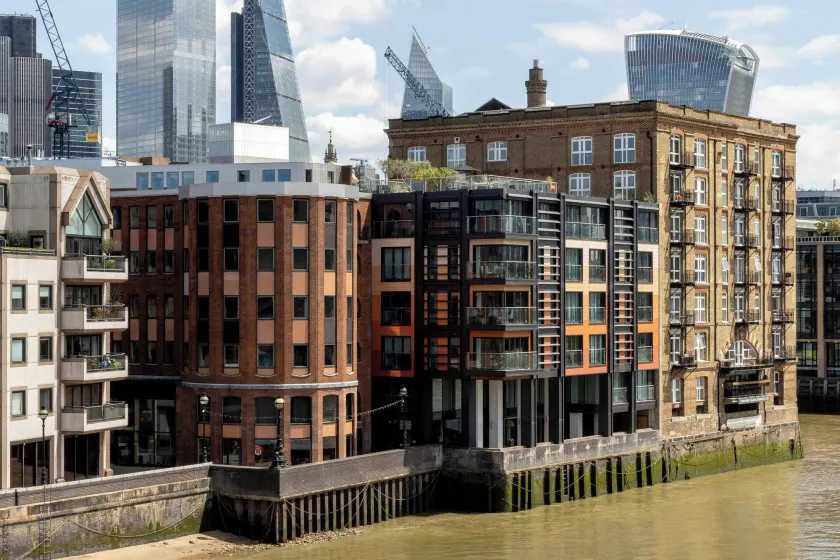 Locke at Broken Wharf - Image 1