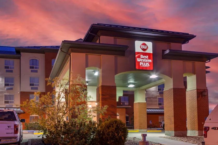 Best Western Plus Meridian - Image 1