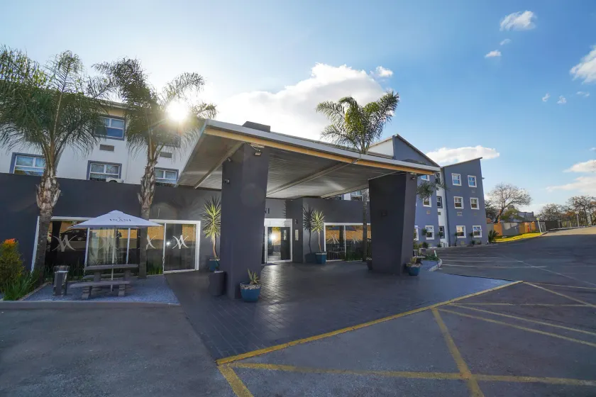 Inani Hotel Gallagher - Image 1