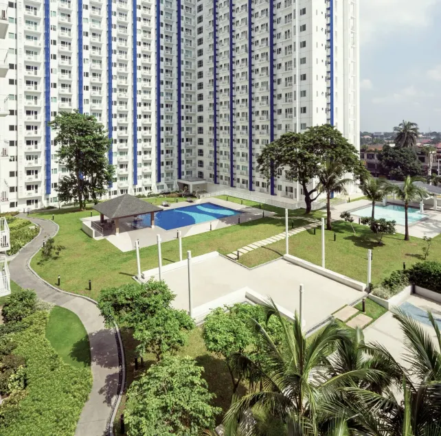 Grass residences tower3 One 83 One - Image 1
