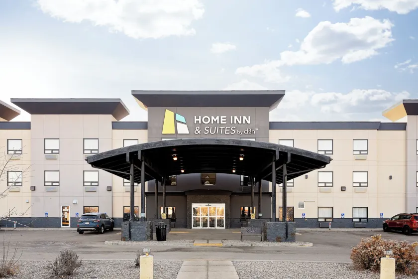 Home Inn & Suites Yorkton - Image 1
