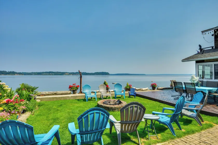 Relaxing Waterfront Escape ~ 11 Mi to Olympia - Image 1